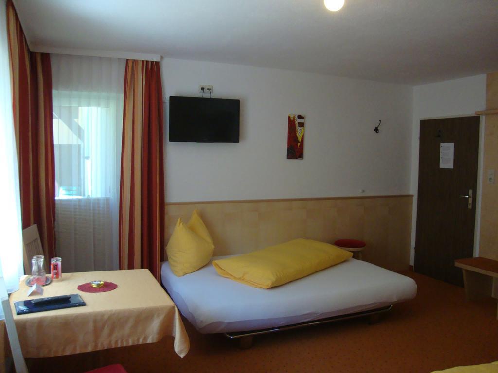 Haus Sonnschein Bed and Breakfast Sölden Eksteriør billede