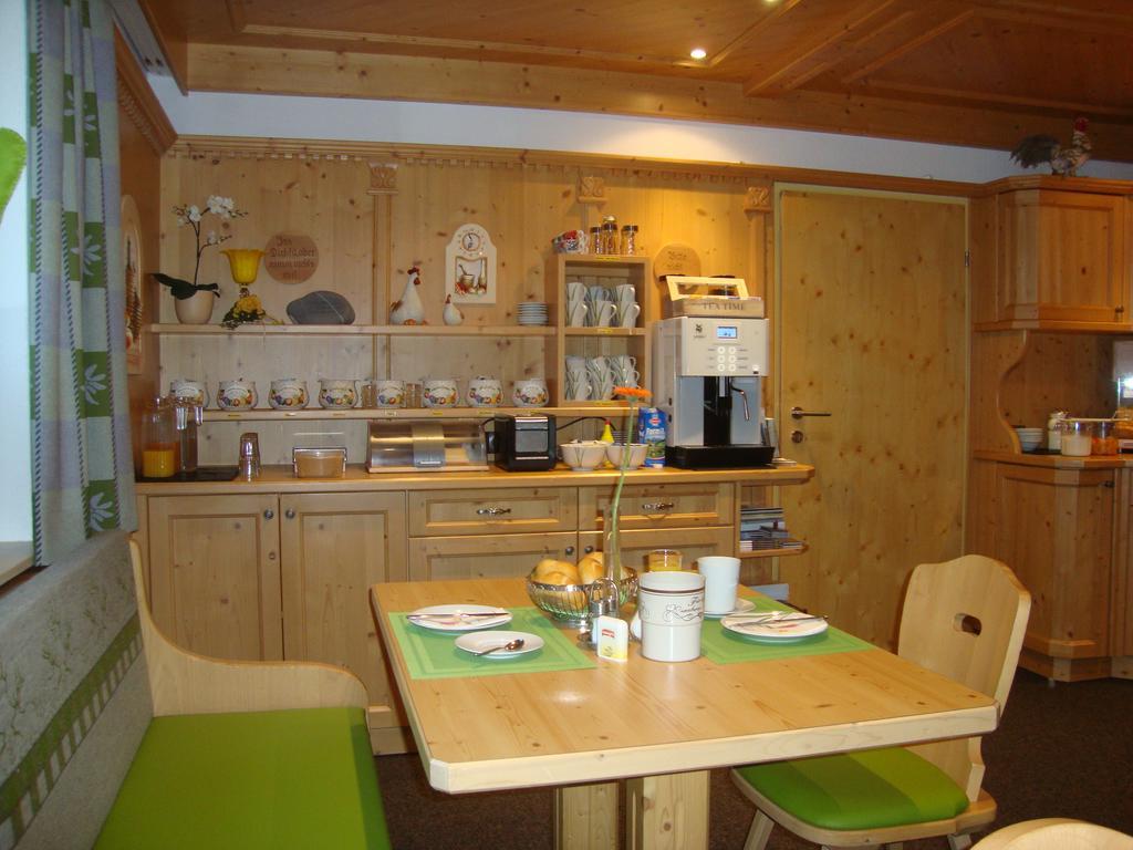 Haus Sonnschein Bed and Breakfast Sölden Eksteriør billede